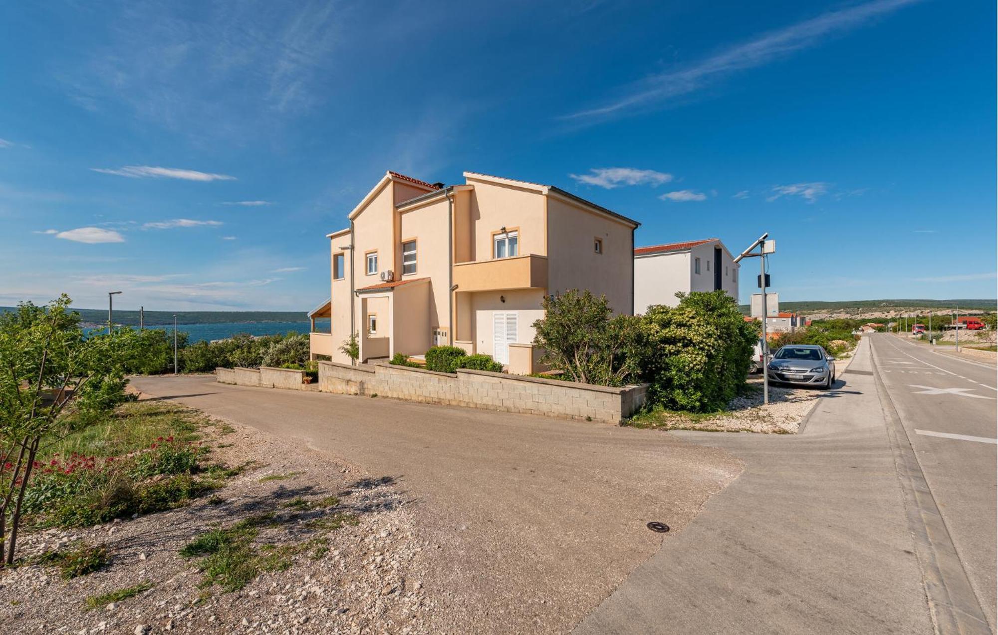 Beautiful Apartment In Maslenica With Kitchen Exterior foto
